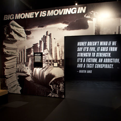 2011 exhibition postmodernism vam install 7