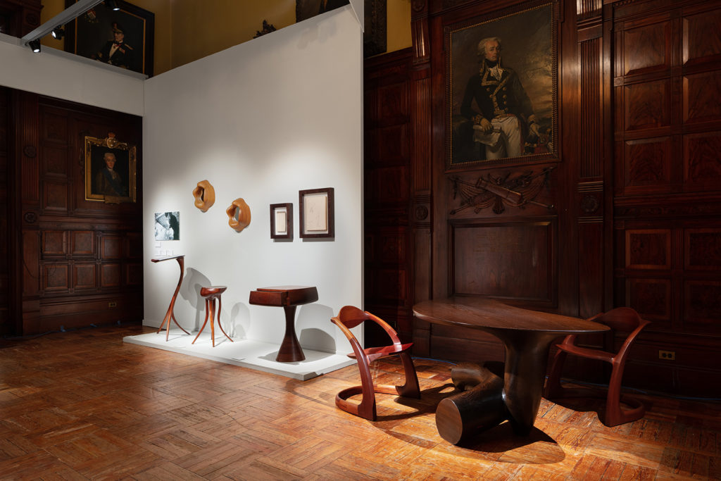 2019 exhibition fair tefaf ny install 3