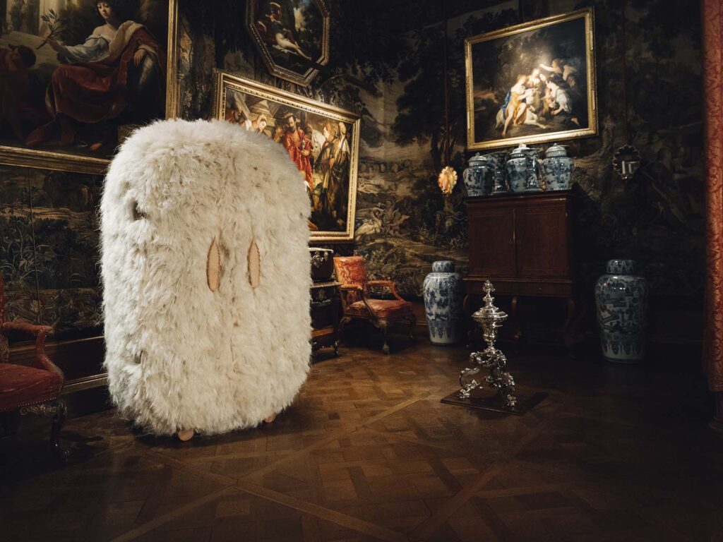 2023 exhibition chatsworth install laposse 01