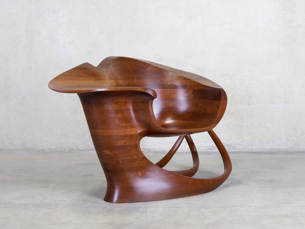 Castle_Squid Chair with Table 02