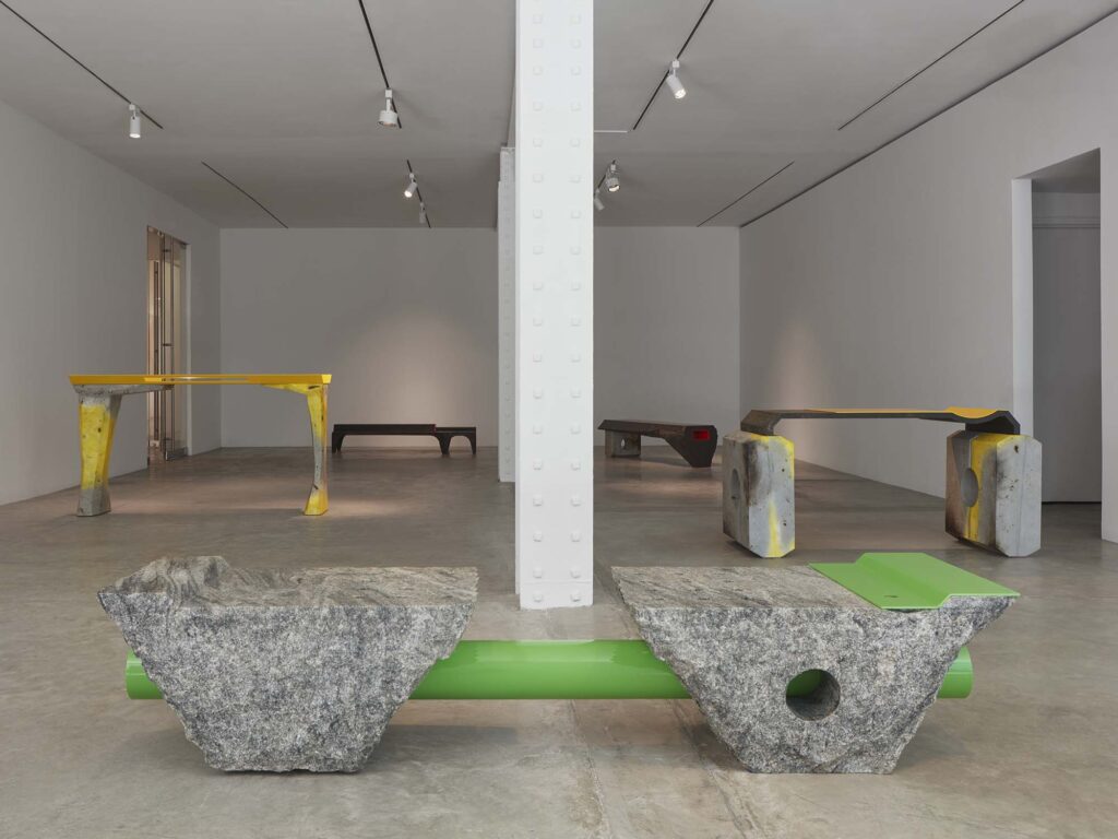 2023 exhibition ross coarse install 01