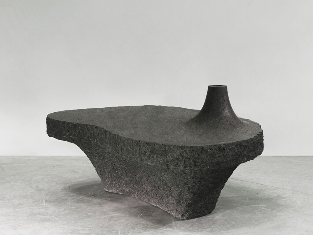 volanic table