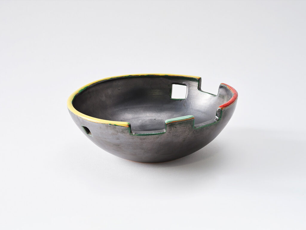 FB25272_Sottsass_Bowl (FF no. 32)
