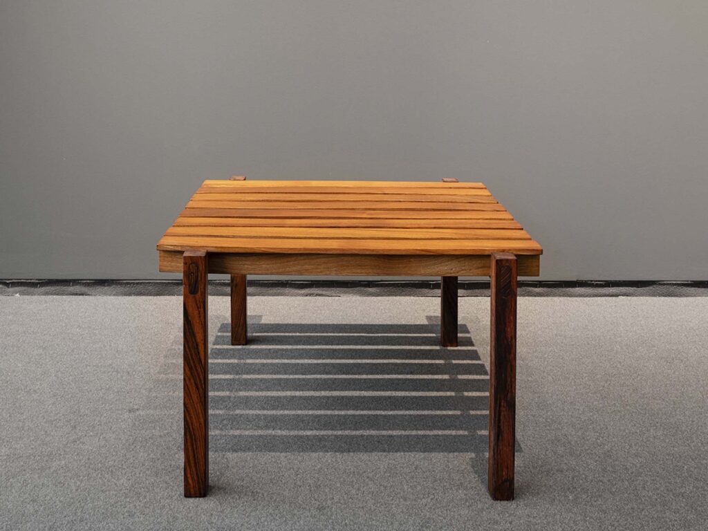 sottsass_tavolino_fb30669